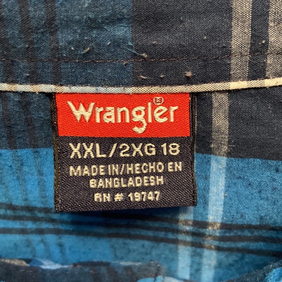 Wrangler Blue Plaid Easy Care Cotton Blend Boys Button Down Shirt Size XXL 18 - Picture 2 of 6
